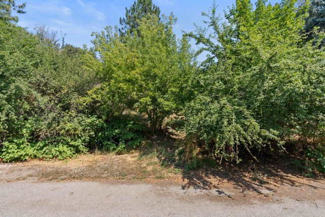2114 W FALLS Ave, Spokane, WA 99201