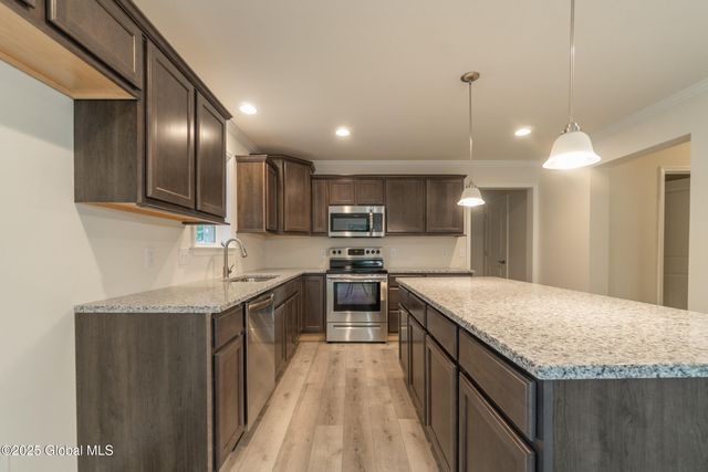 2 Killington Lane, Johnstown, NY 12095