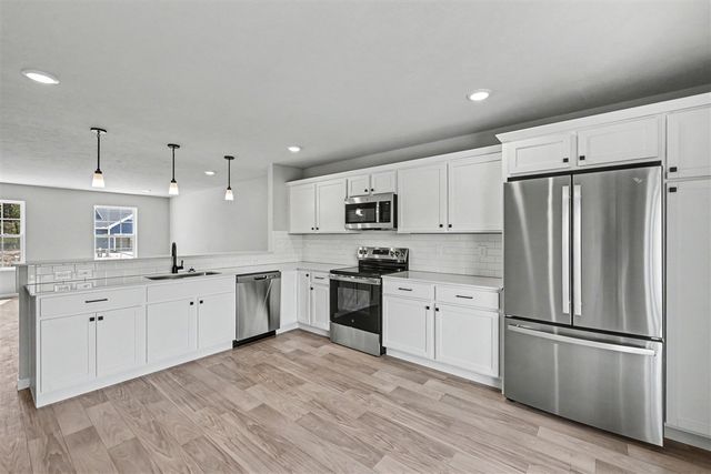 48697 Silver Oaks, Mattawan, MI 49071