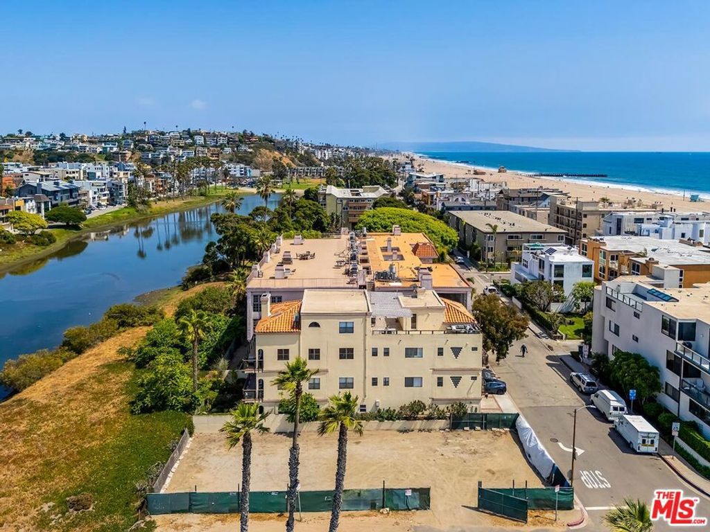6202 Pacific Avenue, Playa Del Rey, CA 90293 — photo 3