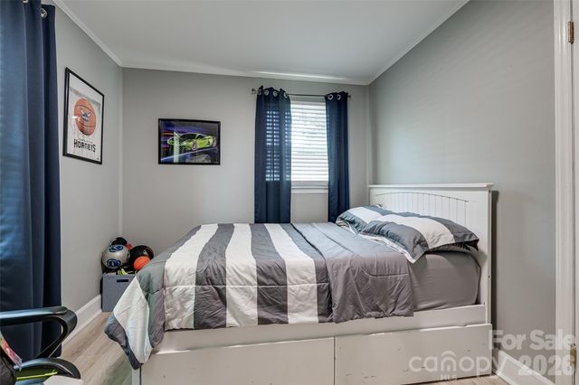 531 Stilwell Oaks Circle, Charlotte, NC 28212