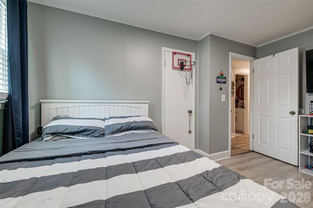 531 Stilwell Oaks Circle, Charlotte, NC 28212