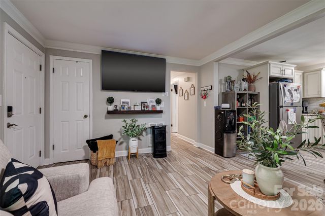 531 Stilwell Oaks Circle, Charlotte, NC 28212
