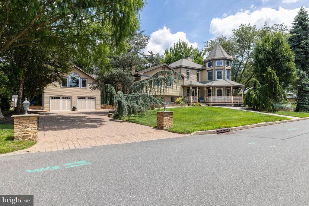 110 E PATCONG AVE, Linwood, NJ 08221
