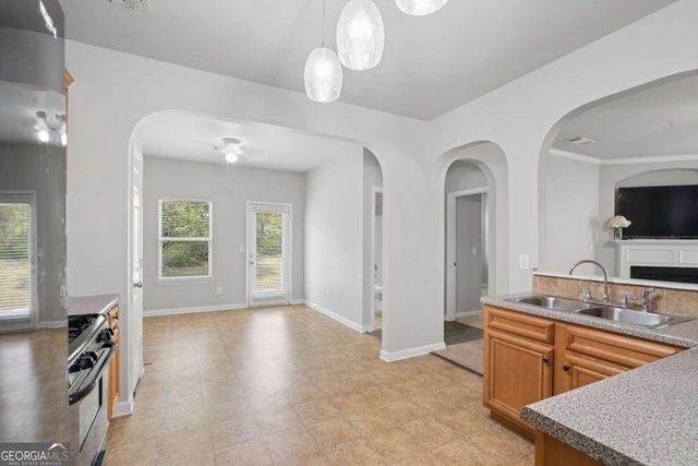 3499 Stoneleigh Walk, Lithonia, GA 30038