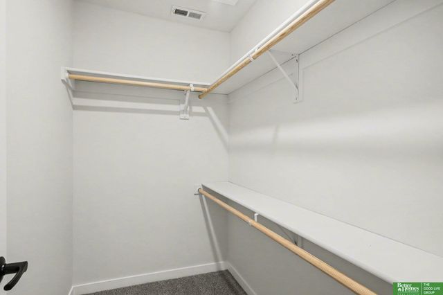 7102 N 79th Court, Omaha, NE 68122