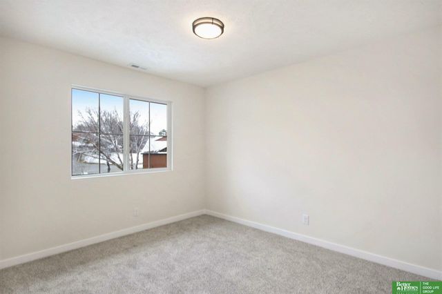 7102 N 79th Court, Omaha, NE 68122