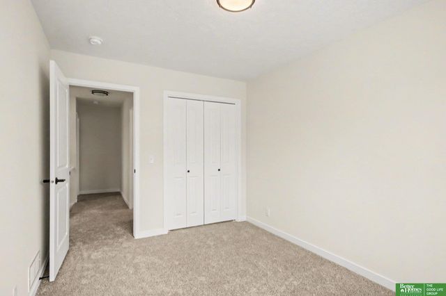 7102 N 79th Court, Omaha, NE 68122