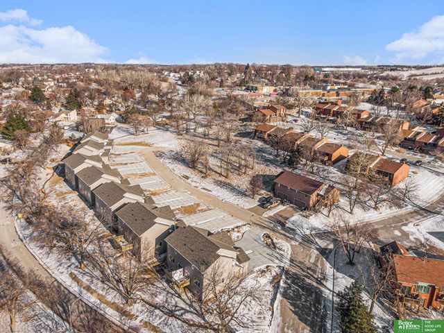 7102 N 79th Court, Omaha, NE 68122