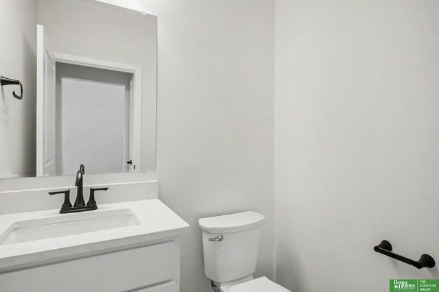 7102 N 79th Court, Omaha, NE 68122