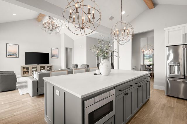 1021 Lower Peninsula LOOP, Georgetown, TX 78633