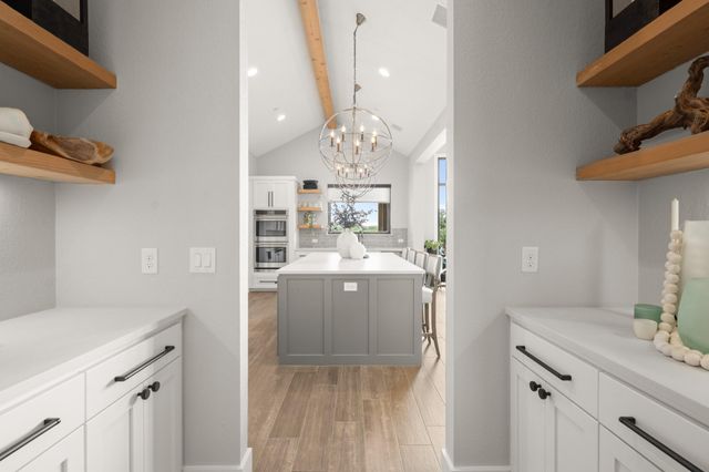 1021 Lower Peninsula LOOP, Georgetown, TX 78633