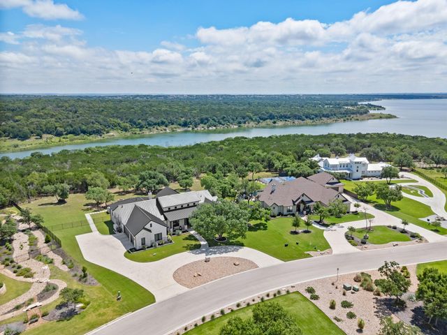 1021 Lower Peninsula LOOP, Georgetown, TX 78633