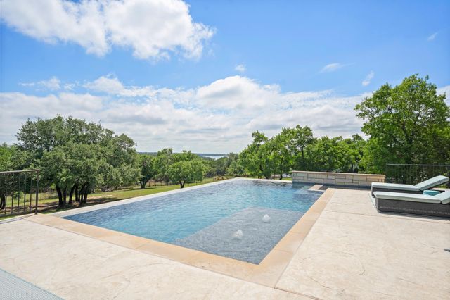 1021 Lower Peninsula LOOP, Georgetown, TX 78633