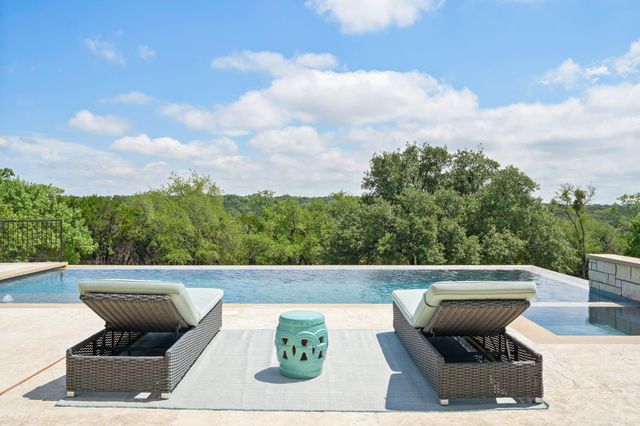 1021 Lower Peninsula LOOP, Georgetown, TX 78633