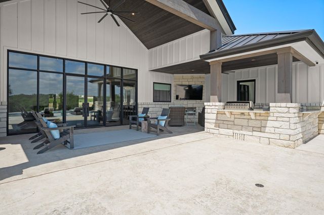 1021 Lower Peninsula LOOP, Georgetown, TX 78633