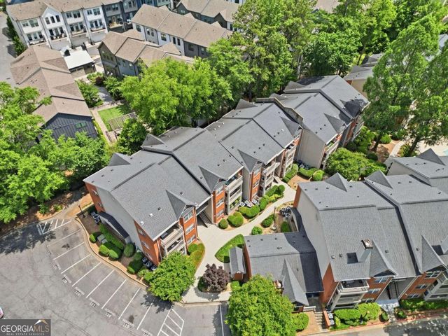 2031 Chastain Park Court NE, Atlanta, GA 30342