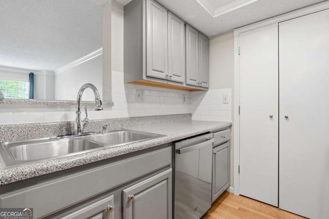 2031 Chastain Park Court NE, Atlanta, GA 30342