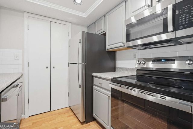 2031 Chastain Park Court NE, Atlanta, GA 30342