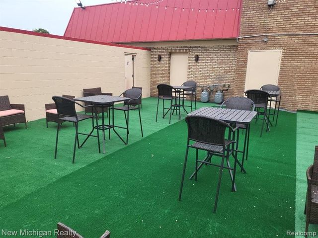 11233 Morang Drive, Detroit, MI 48224