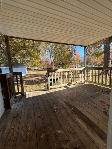 27 Wellington DR, Hampton, VA 23666