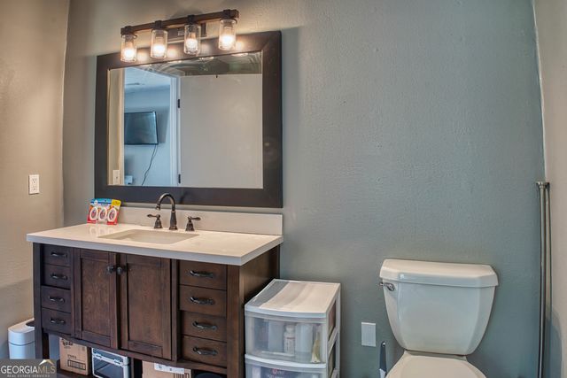 1095 Jacksonville Highway, Fitzgerald, GA 31750