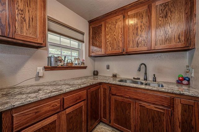 21229 Tamarack Road, Blanchard, OK 73010