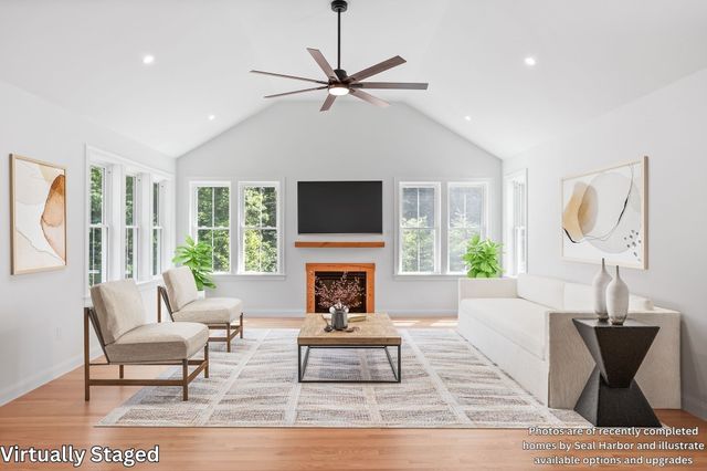 130 Tahattawan Rd, Littleton, MA 01460