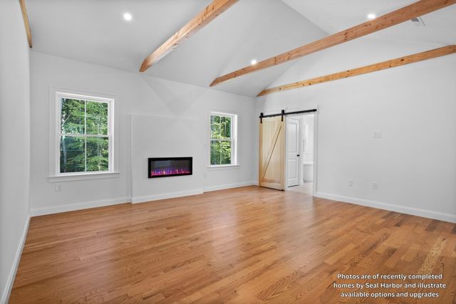 130 Tahattawan Rd, Littleton, MA 01460