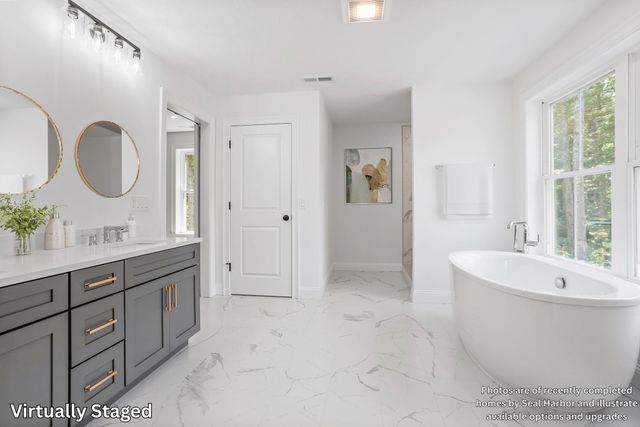 130 Tahattawan Rd, Littleton, MA 01460