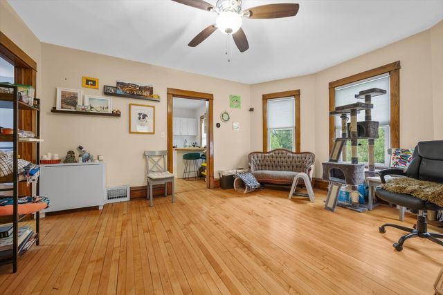 4029 Amelia Avenue, Lyons, IL 60534