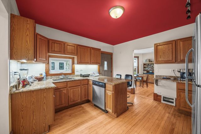4029 Amelia Avenue, Lyons, IL 60534