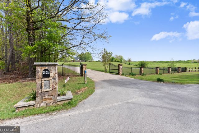 4841 Cobb Griffin Road, Gillsville, GA 30543