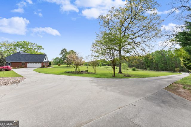 4841 Cobb Griffin Road, Gillsville, GA 30543