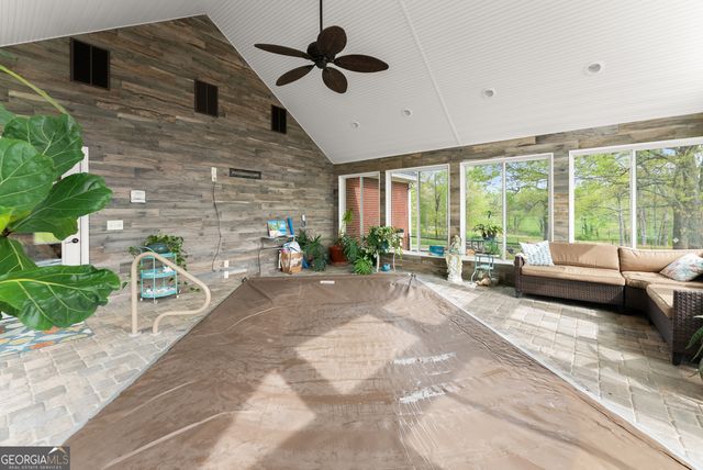 4841 Cobb Griffin Road, Gillsville, GA 30543
