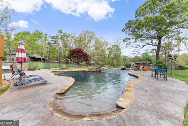 4841 Cobb Griffin Road, Gillsville, GA 30543