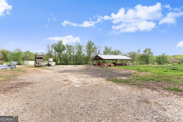 4841 Cobb Griffin Road, Gillsville, GA 30543