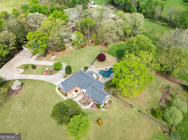 4841 Cobb Griffin Road, Gillsville, GA 30543