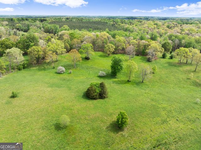 4841 Cobb Griffin Road, Gillsville, GA 30543