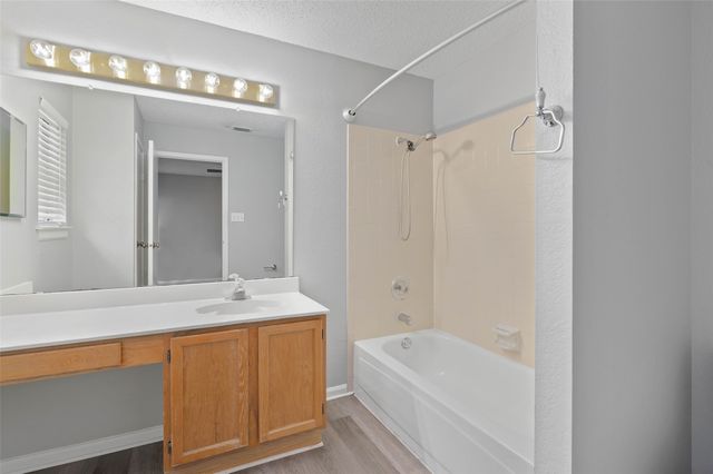 3521 Glenview Drive, Corinth, TX 76210