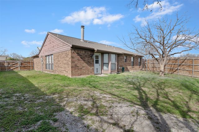 3521 Glenview Drive, Corinth, TX 76210