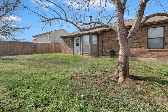 3521 Glenview Drive, Corinth, TX 76210