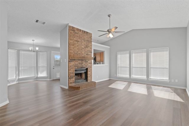 3521 Glenview Drive, Corinth, TX 76210