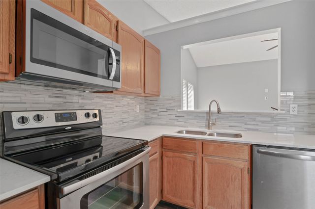 3521 Glenview Drive, Corinth, TX 76210