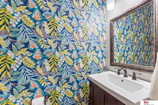 2604 N 179th Street, Omaha, NE 68116