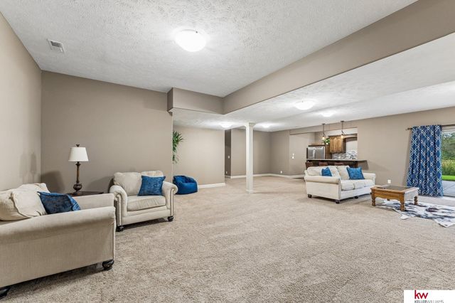2604 N 179th Street, Omaha, NE 68116