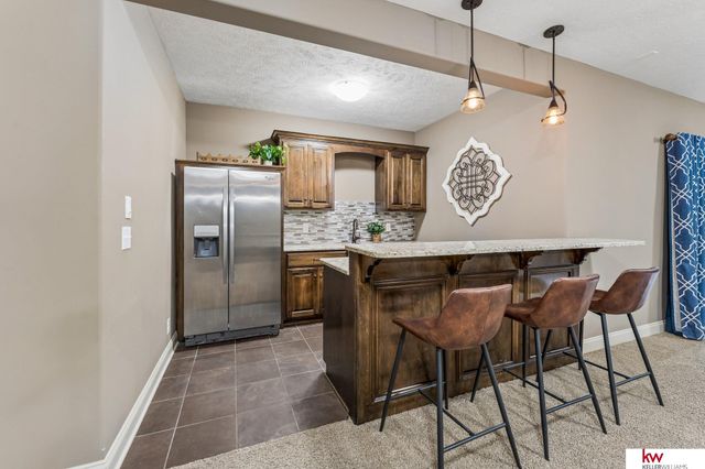 2604 N 179th Street, Omaha, NE 68116