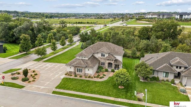 2604 N 179th Street, Omaha, NE 68116