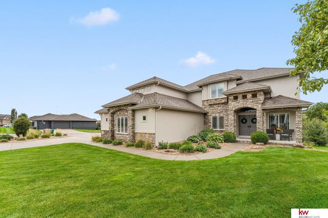 2604 N 179th Street, Omaha, NE 68116