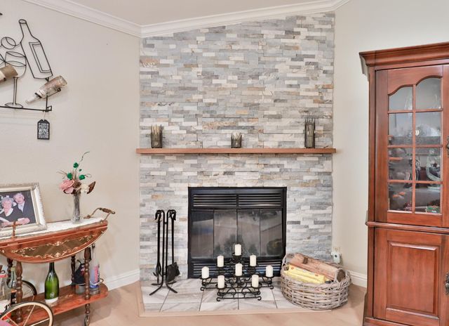 8050 Garryanna Dr, Citrus Heights, CA 95610